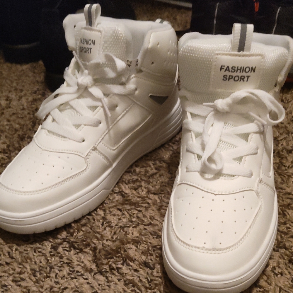 SHEIN White High-Top Sneakers